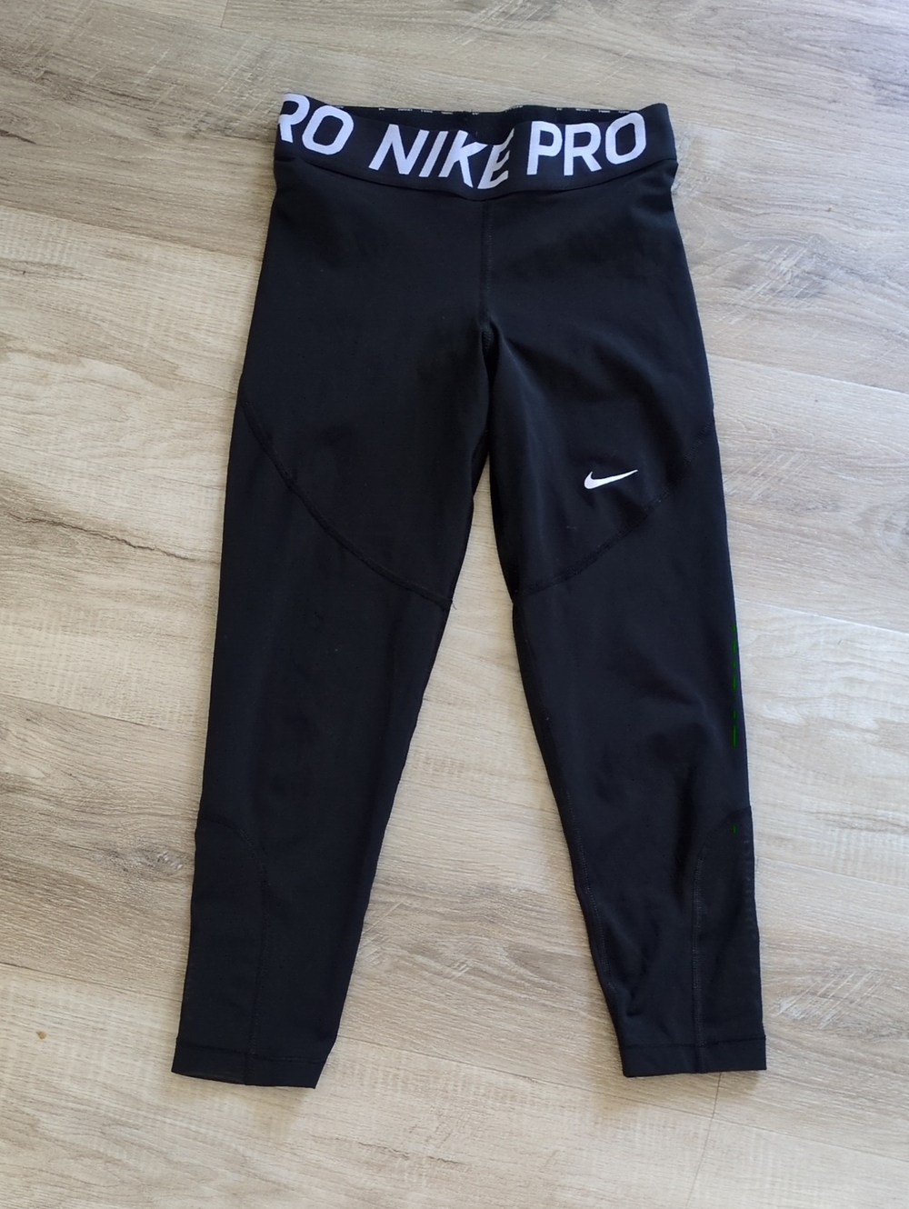 Nike Pro Black Capris Leggings with Mesh Leg Detail